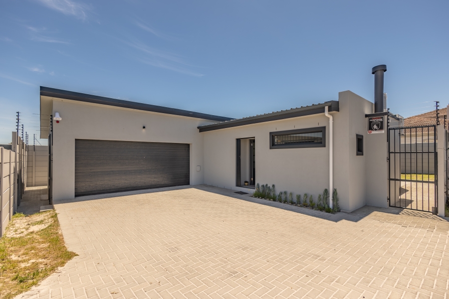 To Let 3 Bedroom Property for Rent in Annandale Western Cape